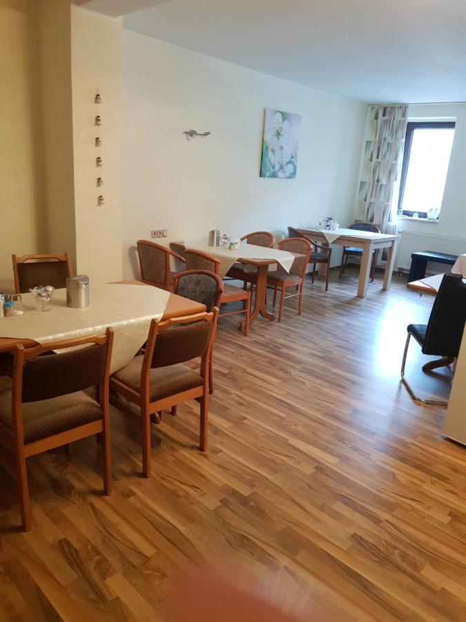 Hotel Zur Altstadt Calbe 외부 사진