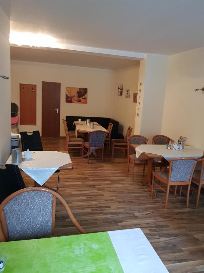 Hotel Zur Altstadt Calbe 외부 사진
